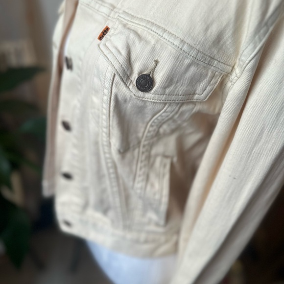 Cream denim Levi’s jacket small - Picture 3 of 5